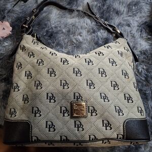Signature Canvas Dooney & Bourke Gray and Black Women's Bag